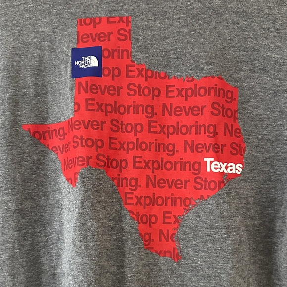The North Face Texas Graphic T-Shirt – Gray “Never Stop Exploring” Tee - Picture 3 of 6